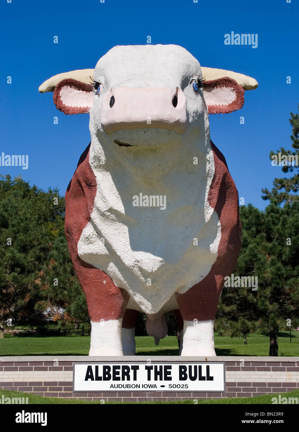Albert worlds largest bull statue hires stock photography and images