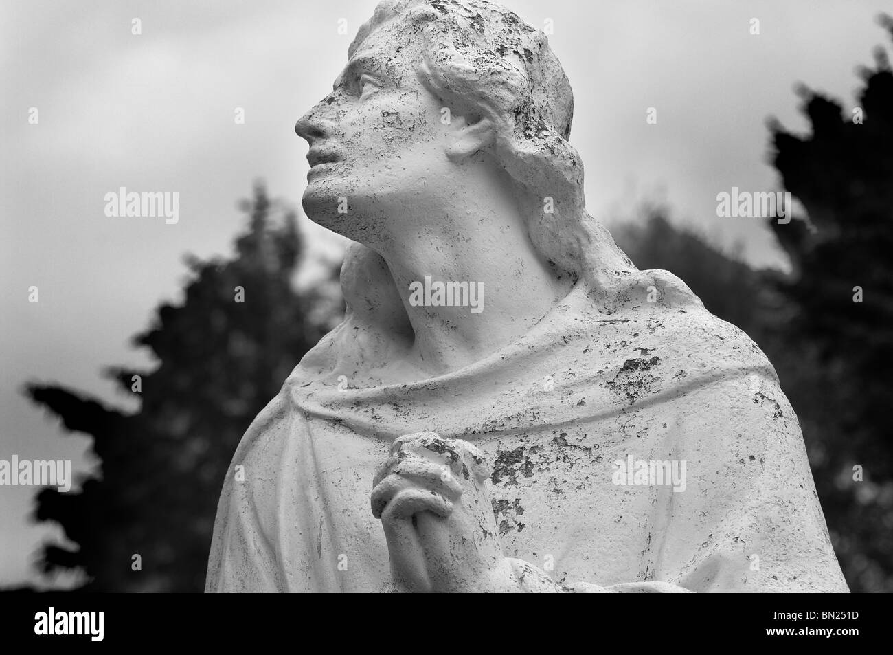 Mary statue Black and White Stock Photos & Images - Alamy