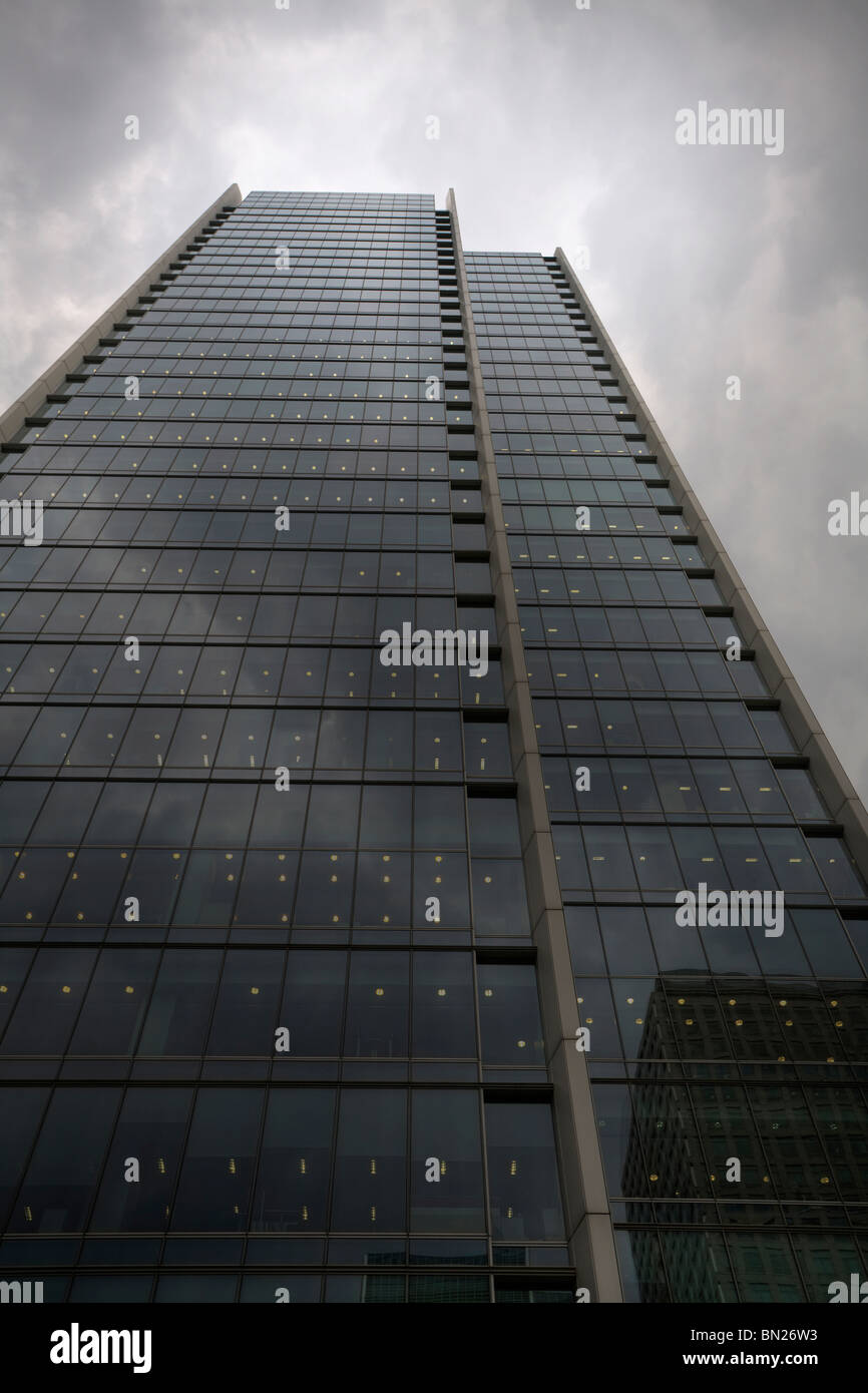 stock image of canary wharf london corporate buildings Stock Photo - Alamy