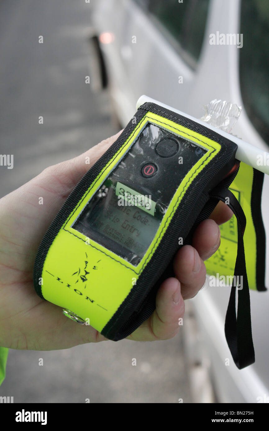 Breathalyzer hires stock photography and images Alamy