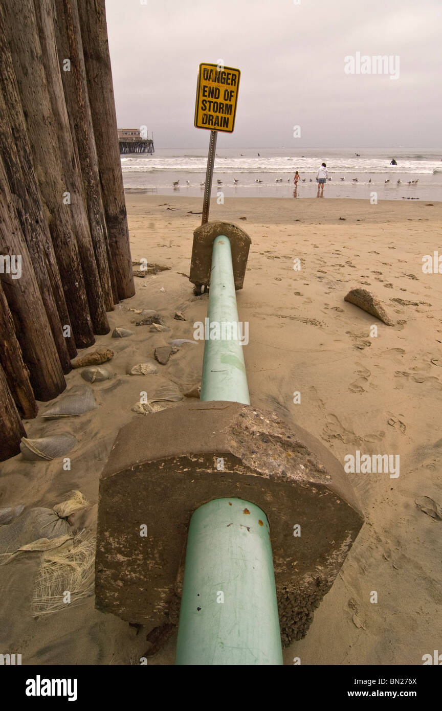 A storm drain by the Newport Beach pier Stock Photo