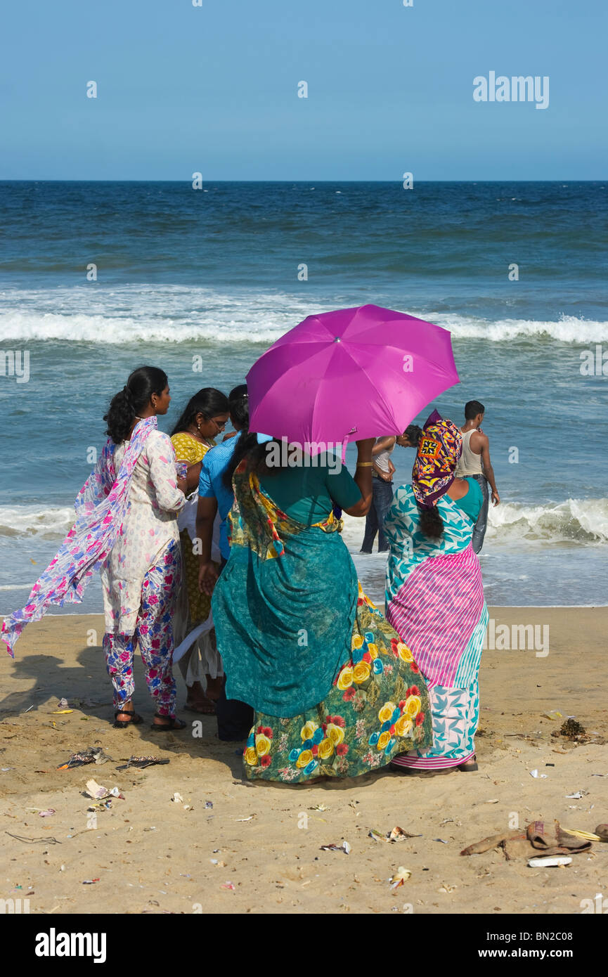 Chennai women hi-res stock photography and images - Alamy