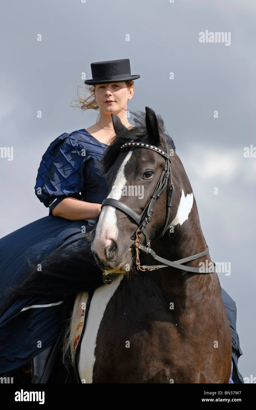 Baroque rider hi-res stock photography and images - Alamy