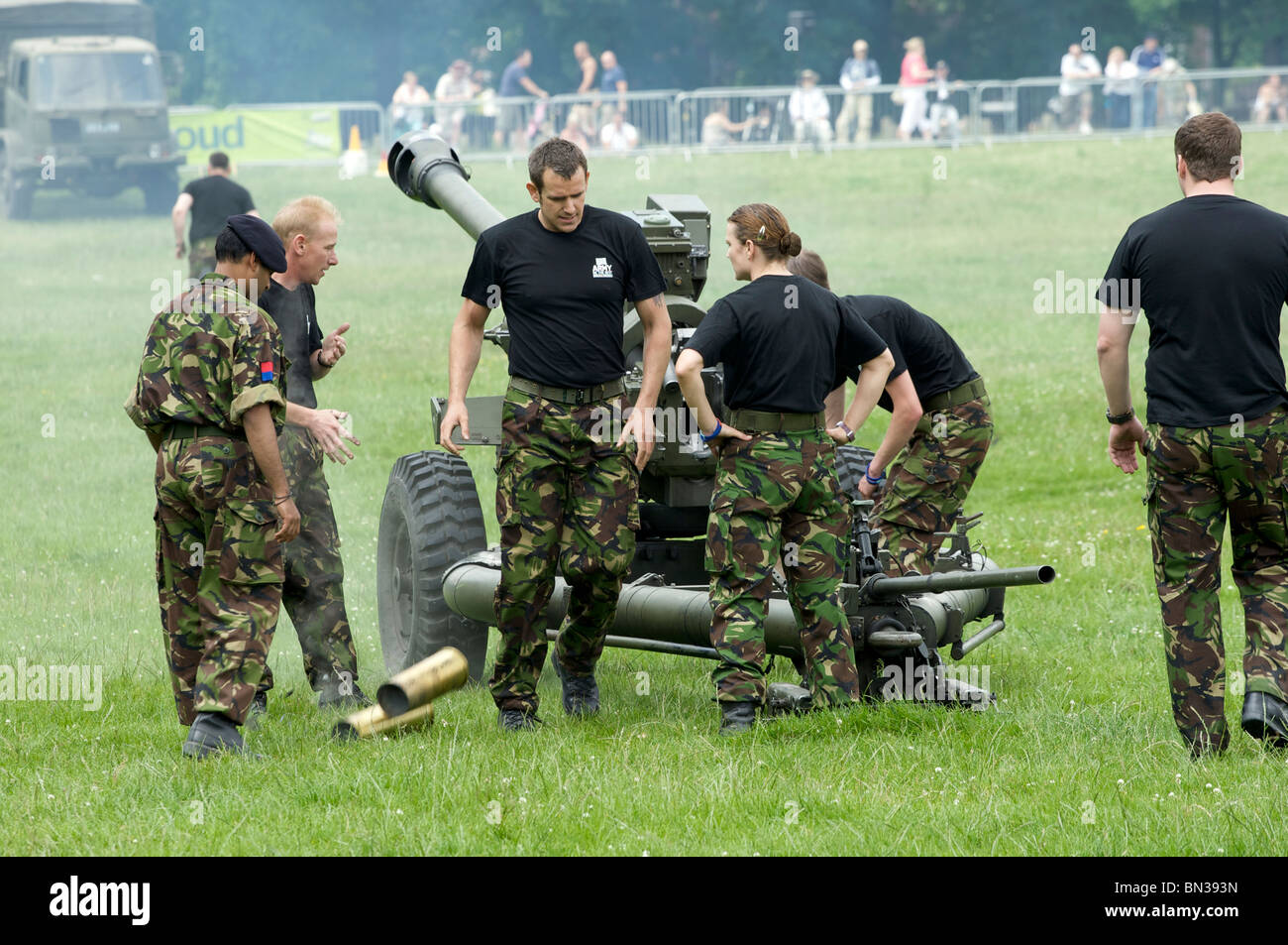 Royal artillery hires stock photography and images Alamy