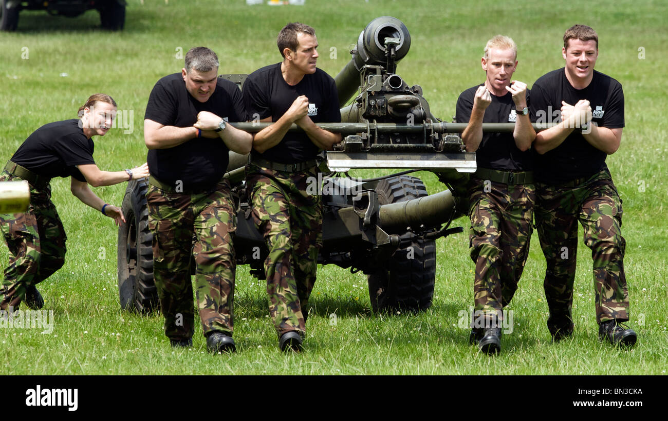 Royal Artillery field gunners display team Stock Photo Alamy
