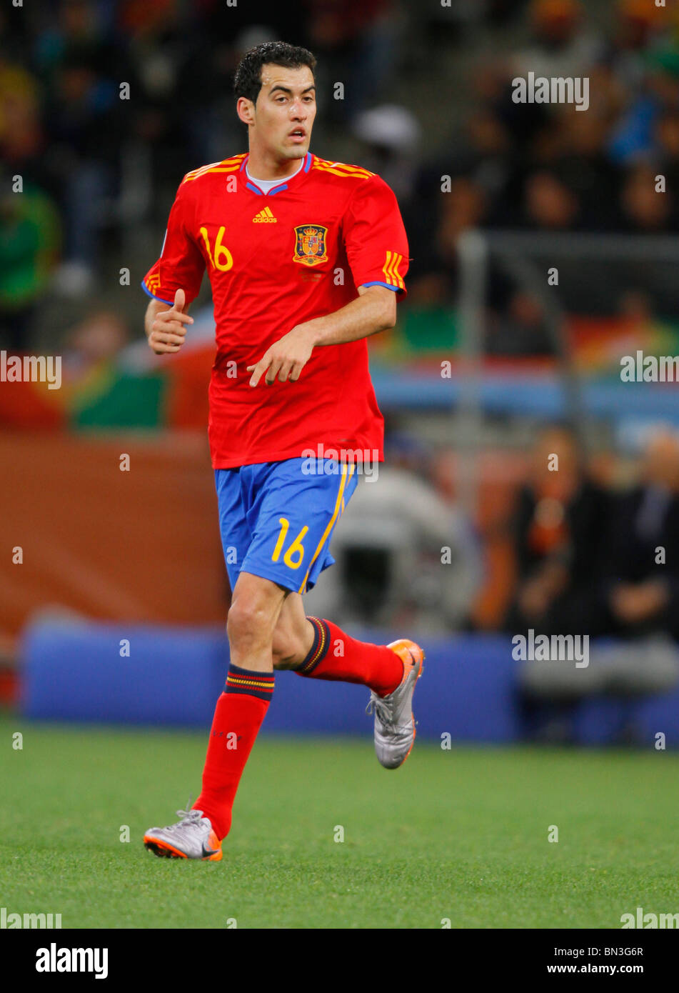SERGIO BUSQUETS SPAIN V PORTUGAL GREEN POINT STADIUM CAPE TOWN SOUTH AFRICA 29 June 2010 Stock Photo