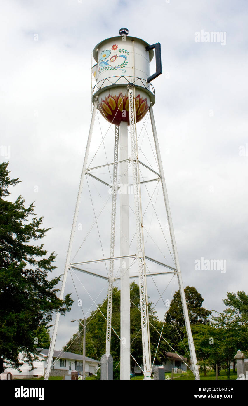 Giant Coffee Pot water tower in Stanton, Iowa Stock Photo Alamy