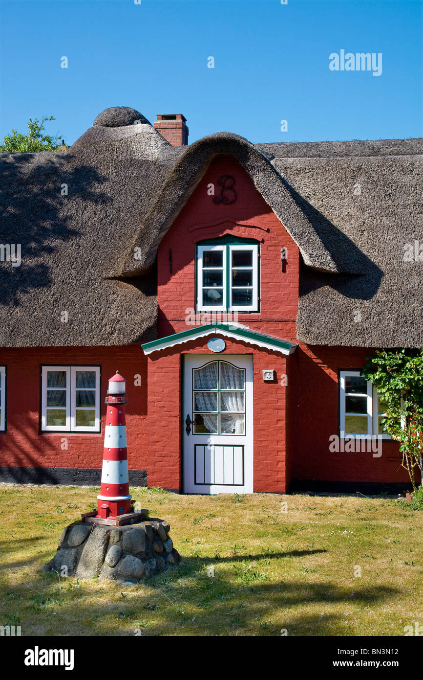 Thatchedroof house in Norddorf, Amrum, SchleswigHolstein, Germany Stock Photo Alamy