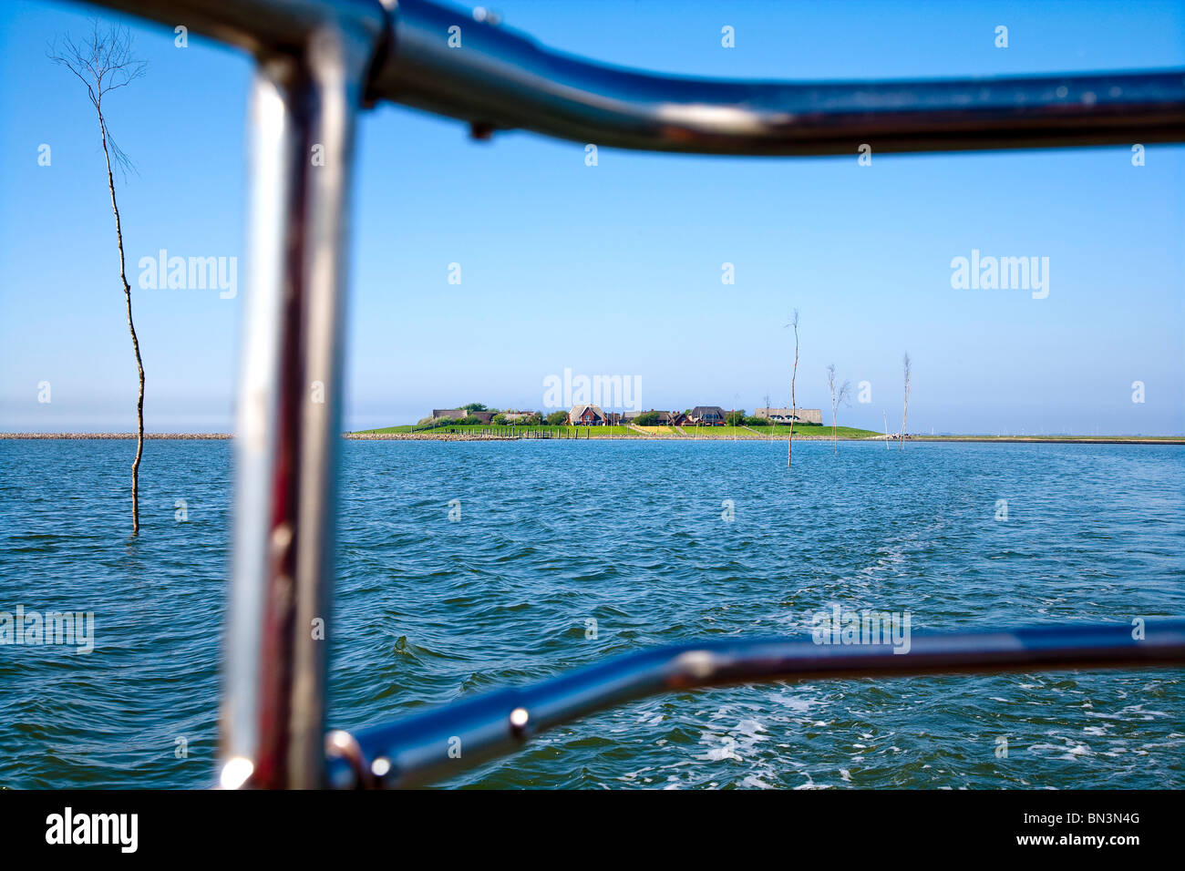 Hallig Oland seen from a boat, Nordfriesland, Schleswig-Holstein, Germany Stock Photo