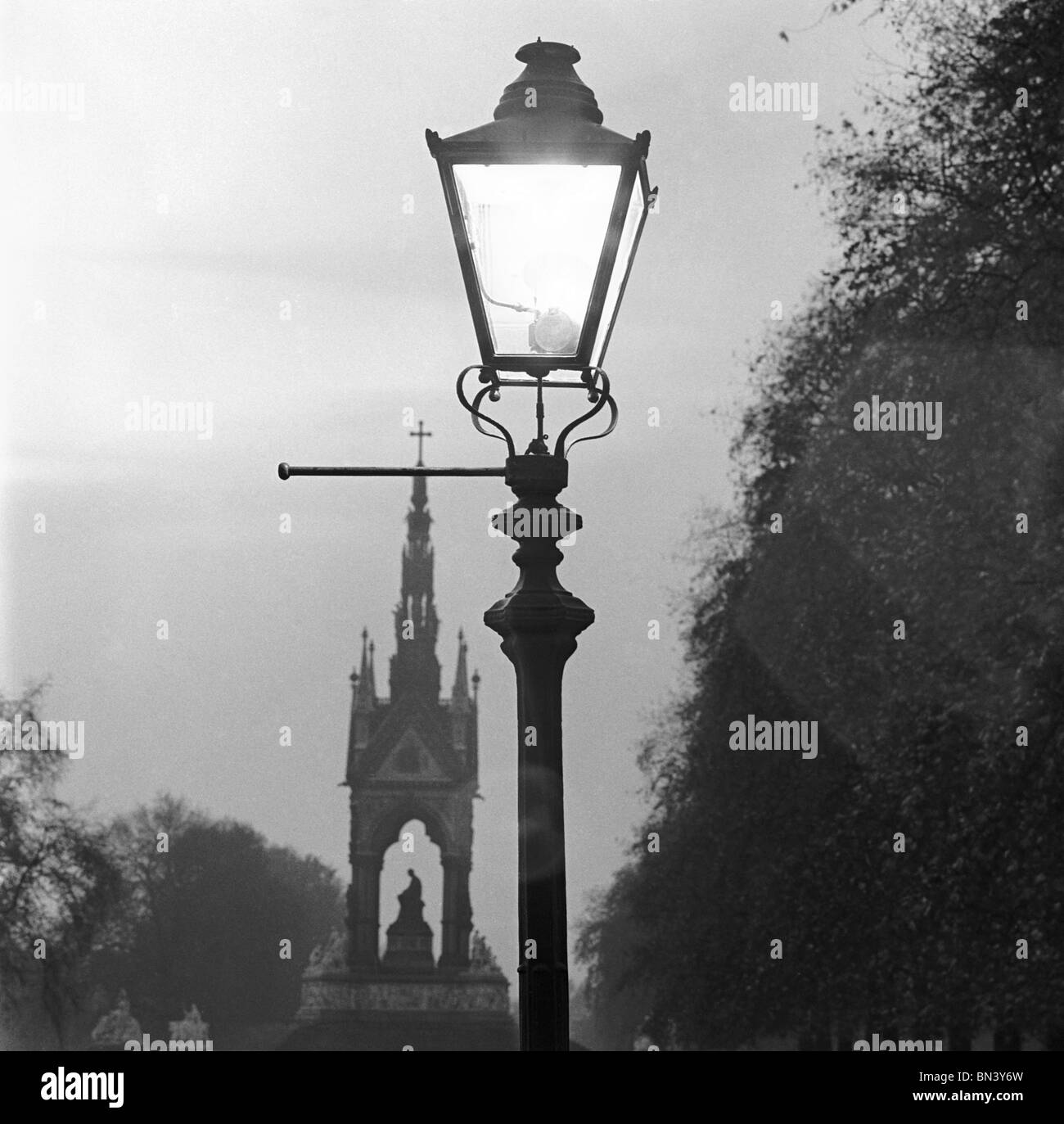 Streetlight, photo John Gay. London, England, 1940s Stock Photo - Alamy