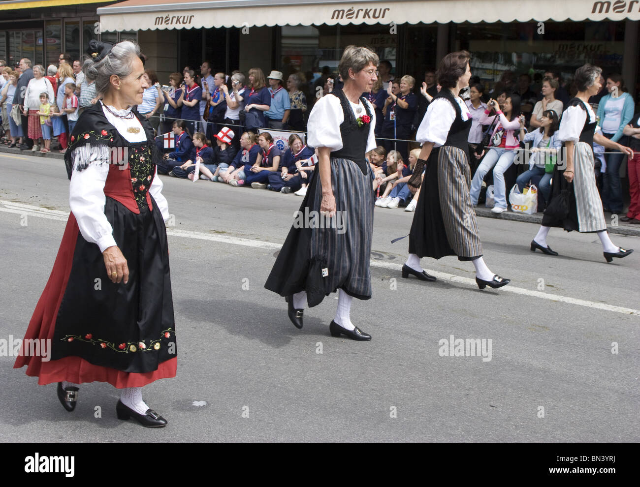 Swiss national folk costumes hi-res stock photography and images - Alamy