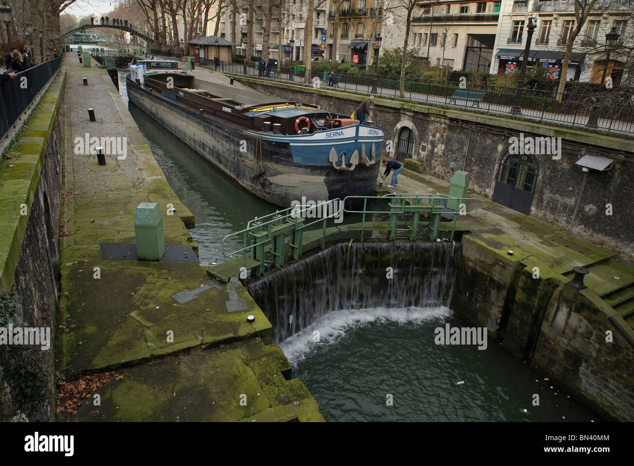 Ecluse du Canal saint martin Paris Stock Photo
