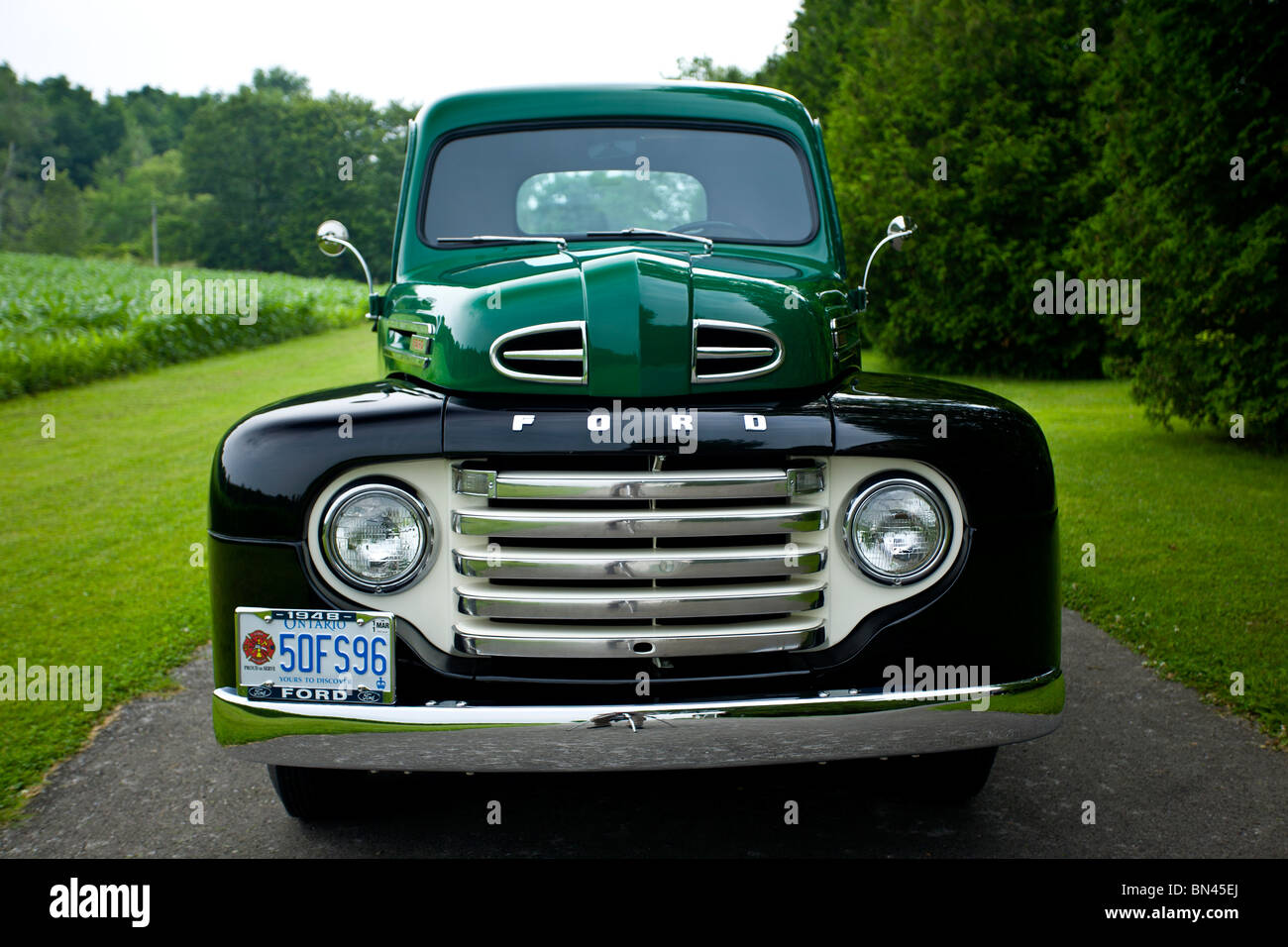 1948 Ford F - 47 Pickup Truck Stock Photo