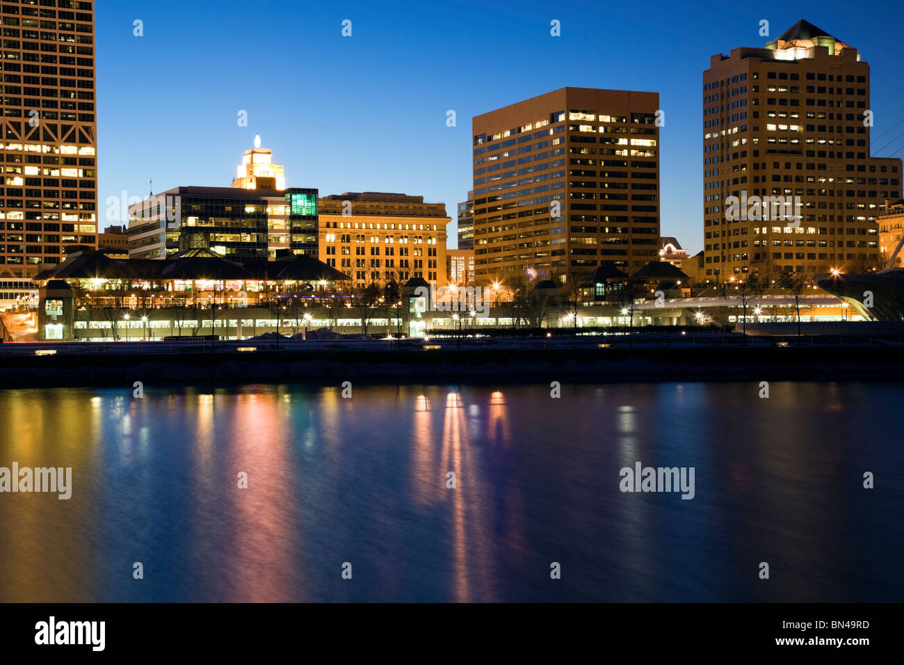 Downtown Milwaukee Buildings Stock Photo Alamy