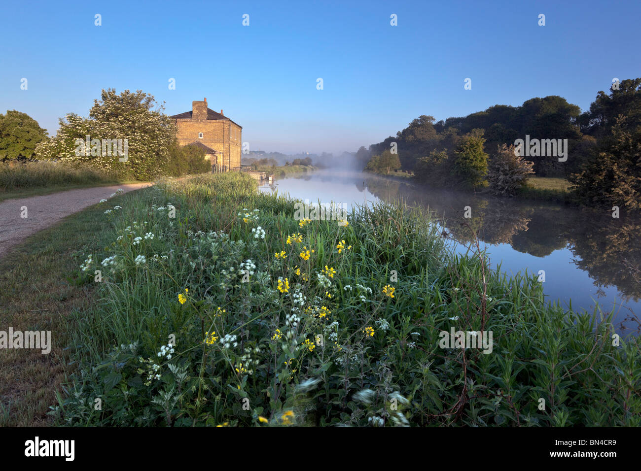 Kings mead hires stock photography and images Alamy