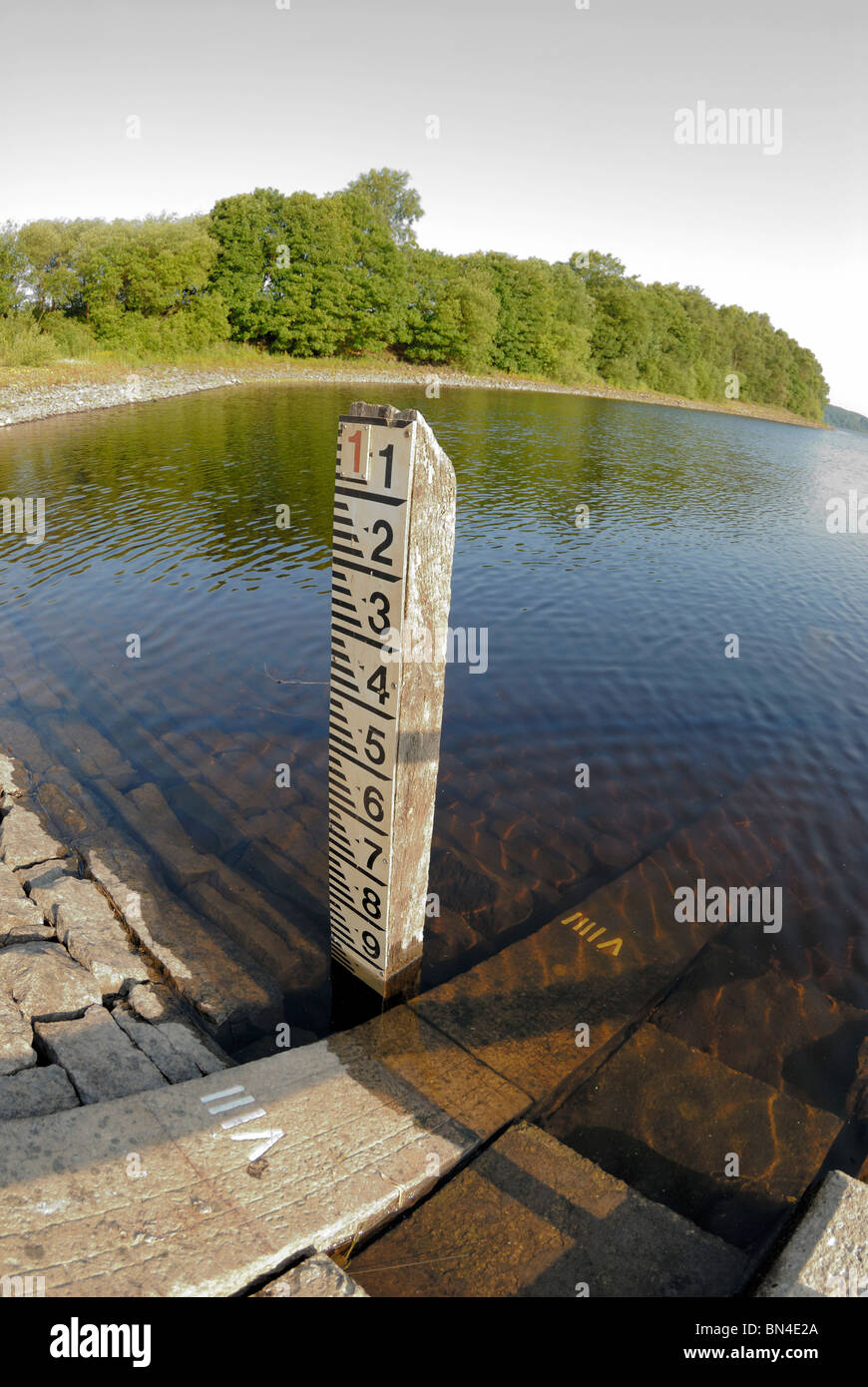 Lake water level gauge hires stock photography and images Alamy