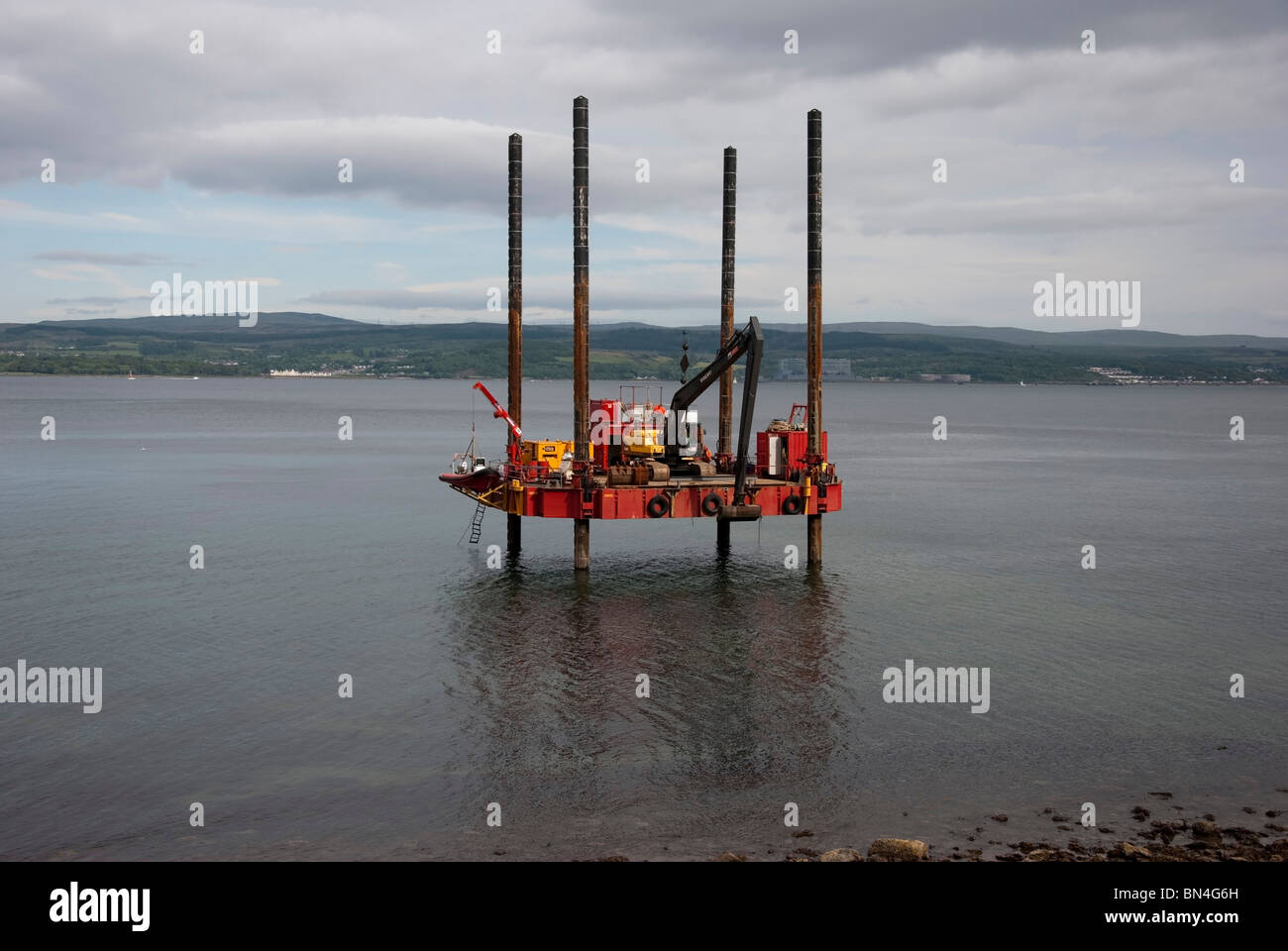 4 Leg Rig Four Legged Jack Up Rig Firth of Clyde Dunoon West Coast of Scotland ...