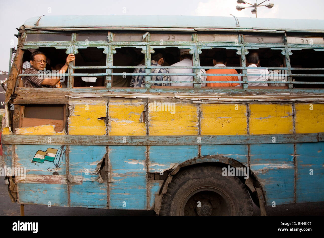 Street Scene ; local transportation by bus ; Calcutta Kolkata ; West