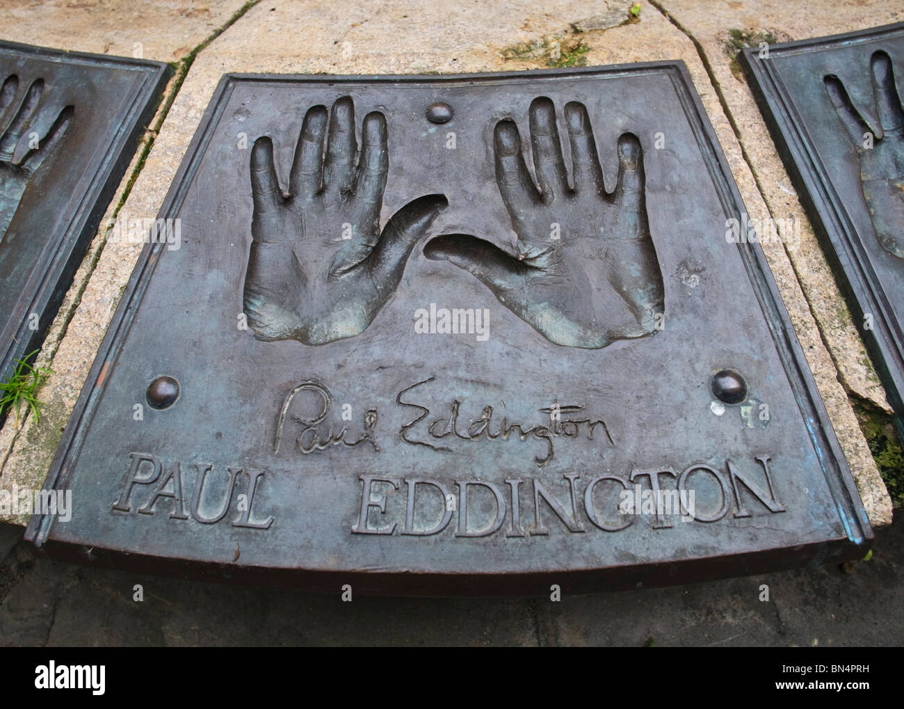Hand prints and signature of the British actor Paul Eddington, New Theatre Royal, Bath Stock Photo