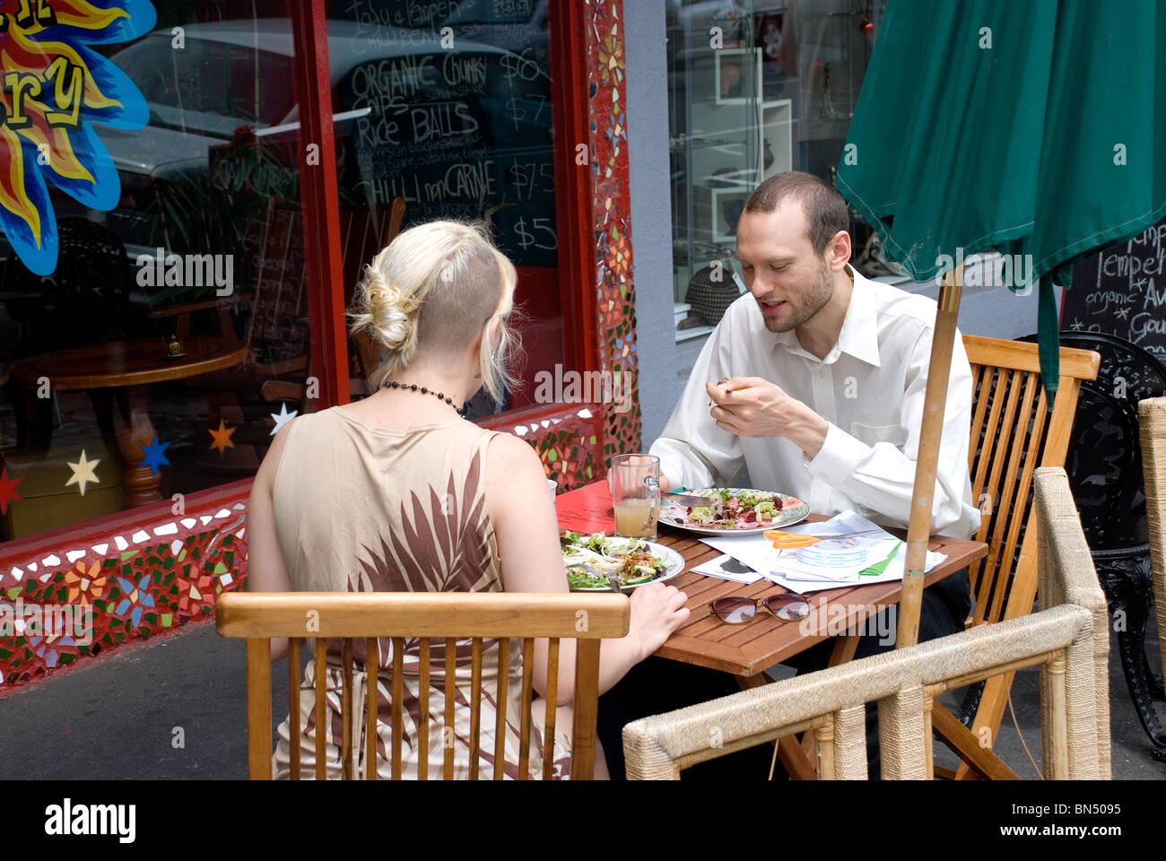 couple dining smith street collingwood melbourne australia Stock Photo