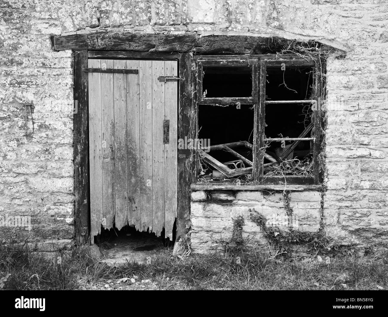 Derelict farm building Stock Photo Alamy