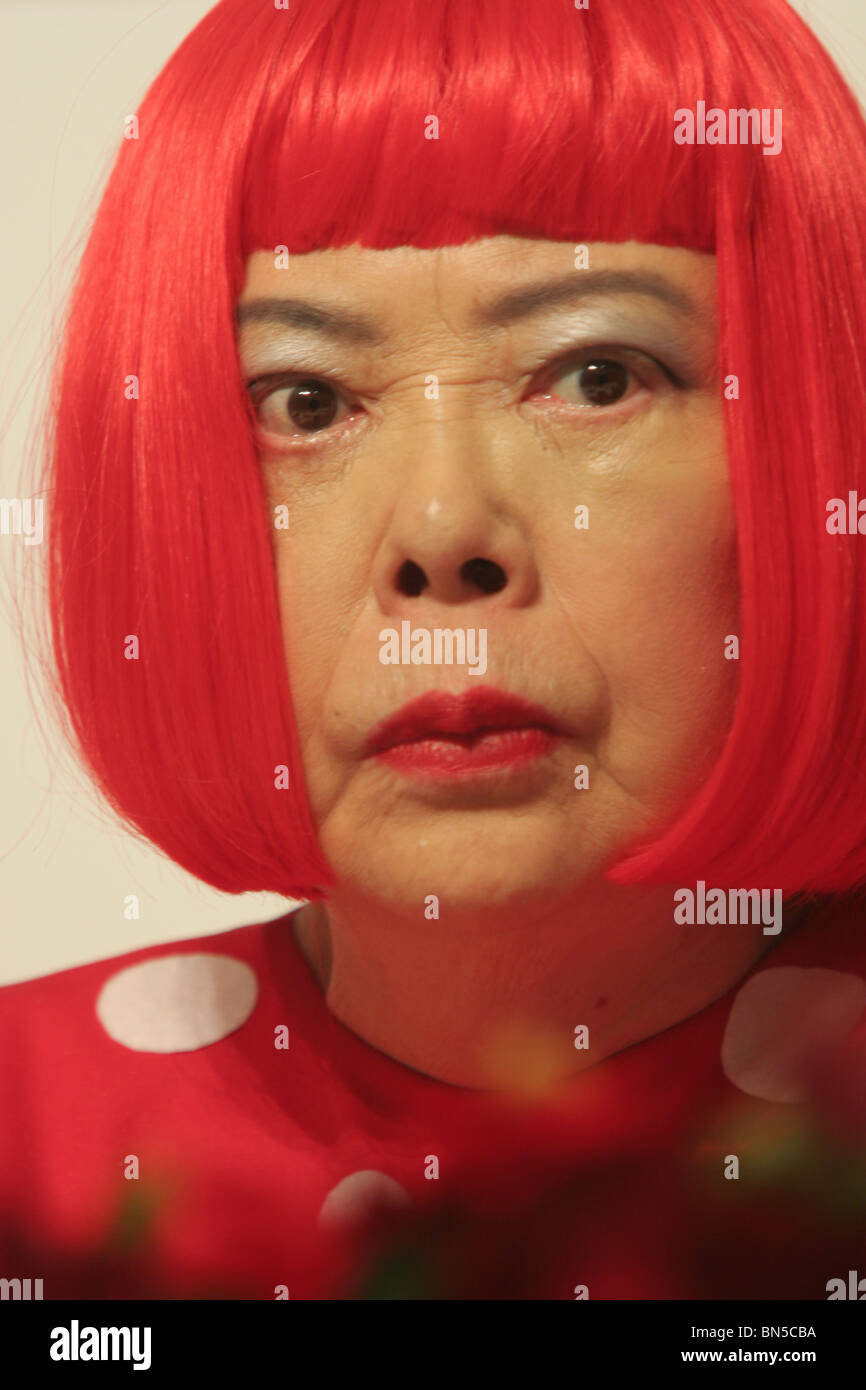 Yayoi Kusama, Japanese artist and laureate of the 2006 Praemium Imperiale art awards, Tokyo, Japan Stock Photo