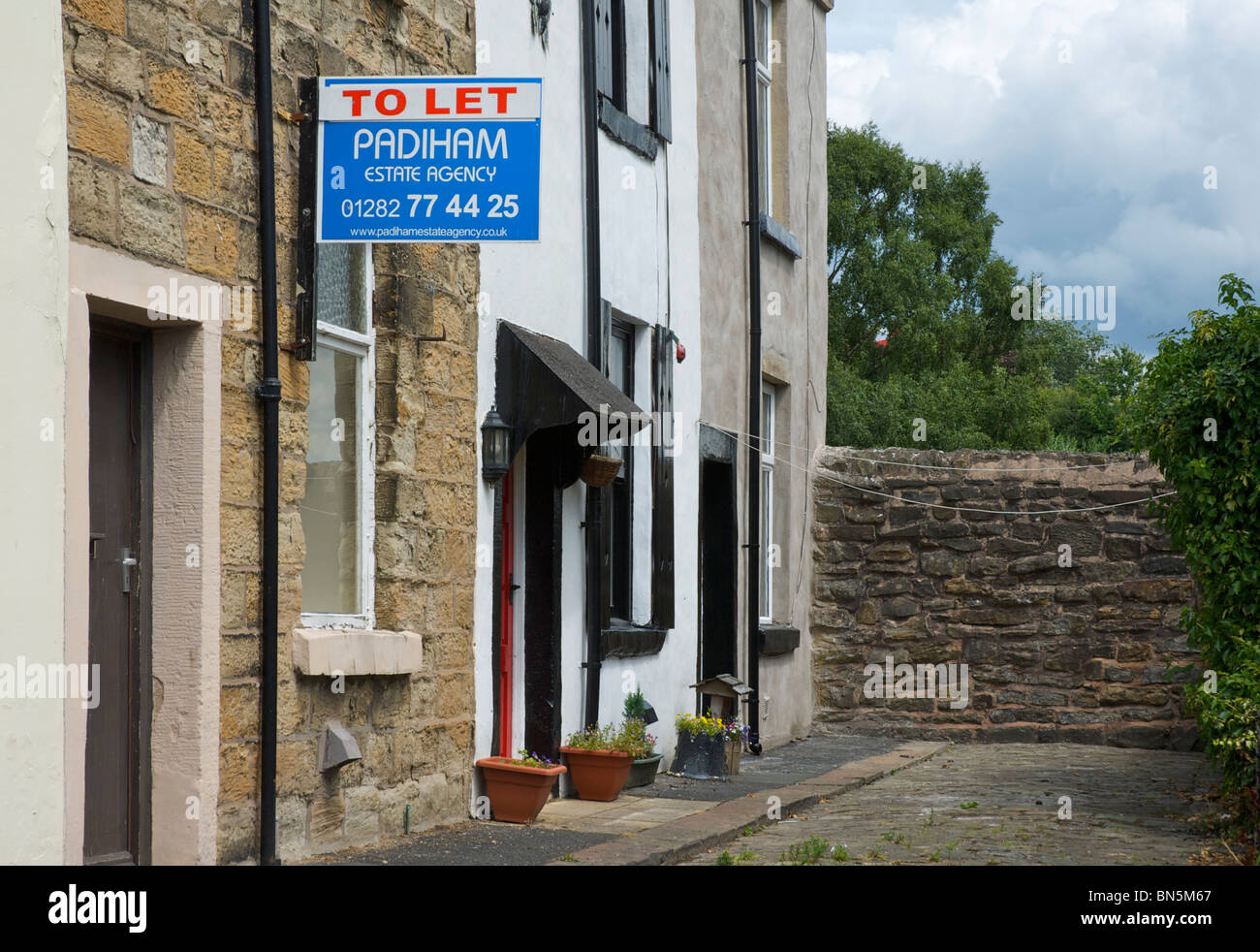 Terraced house to let in Padiham, Lancashire, England UK Stock Photo