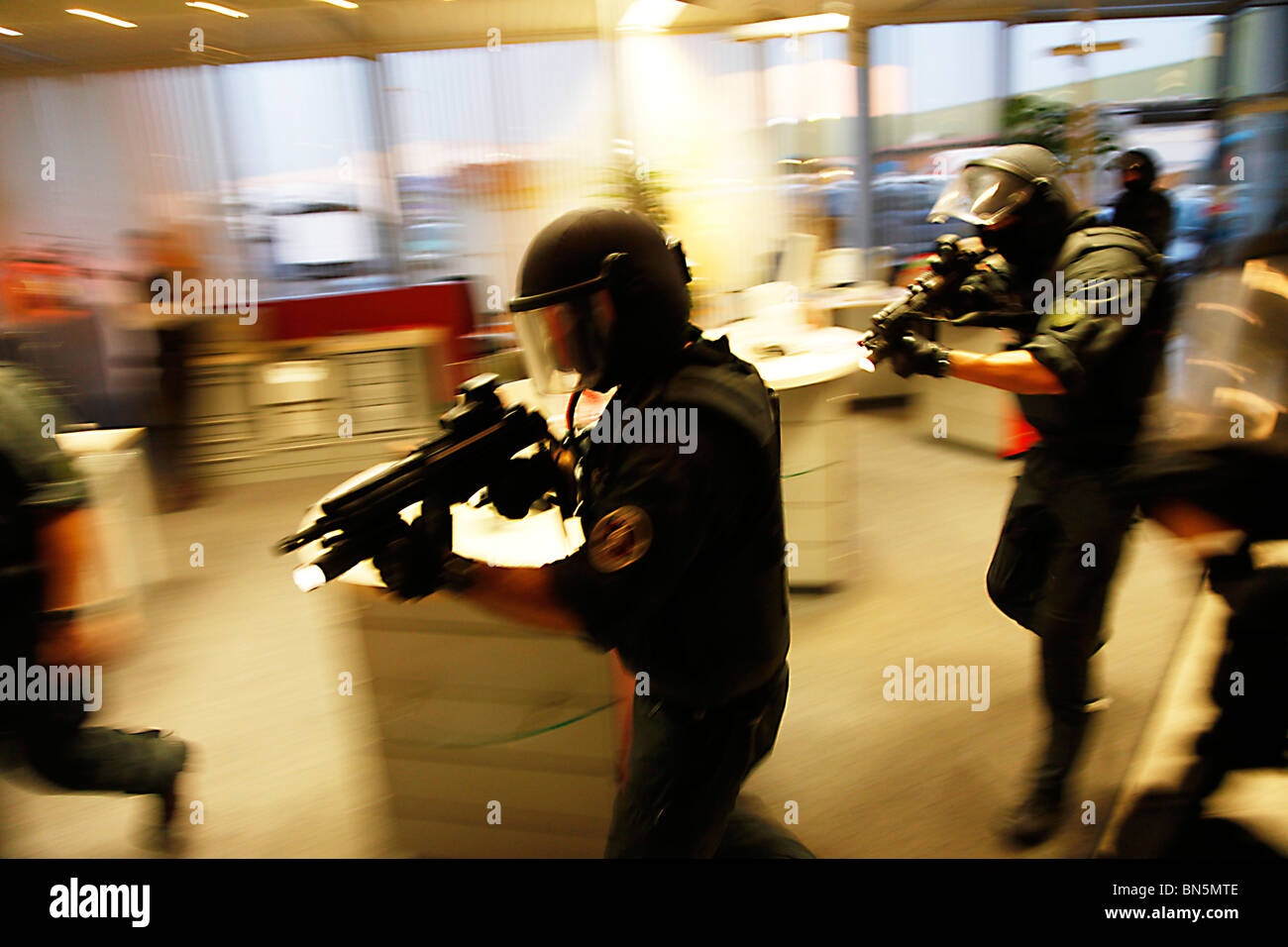 Swat special weapons tactics unit hi-res stock photography and images ...
