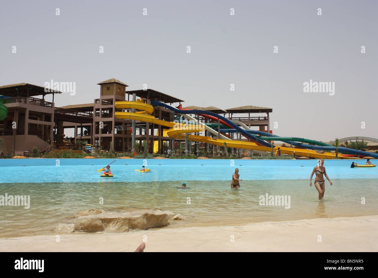 Jungle Aqua Park Hotel Hurghada Egypt Water Slide Stock Photo Alamy jungle-aqua-park-hotel-hurghada-egypt-water-slide-stock-photo-alamy