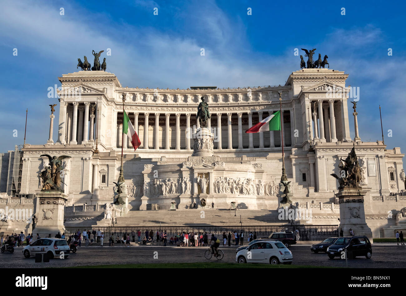 Victor Emmanuel Monument or Typewriter, Rome , Italy Stock Photo Alamy