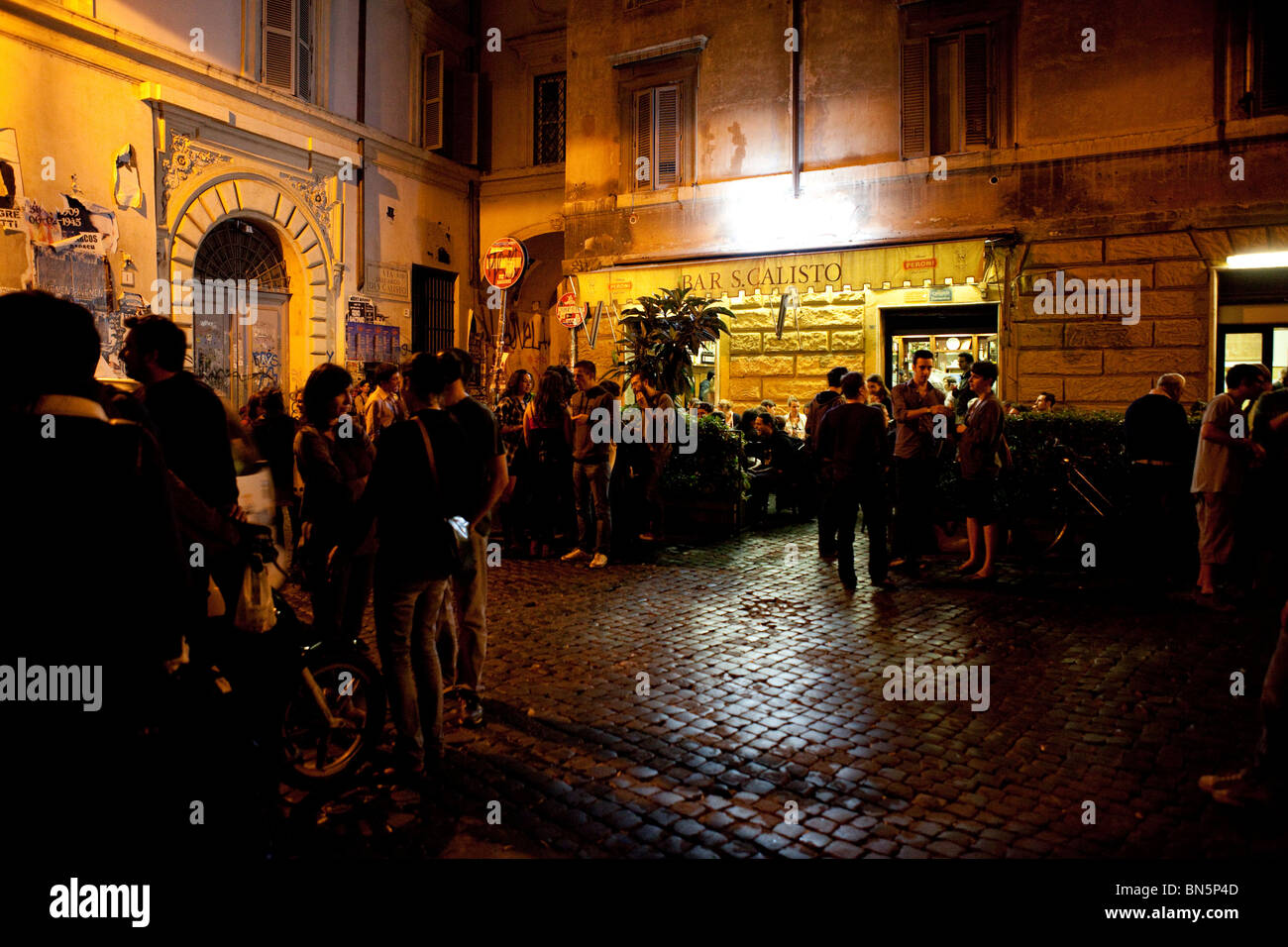 Nightlife in Trastevere, Rome, Italy Stock Photo Alamy