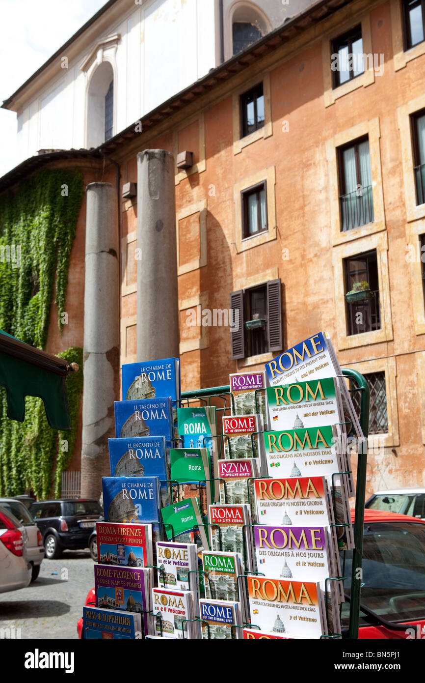 Rome guide hi-res stock photography and images - Alamy