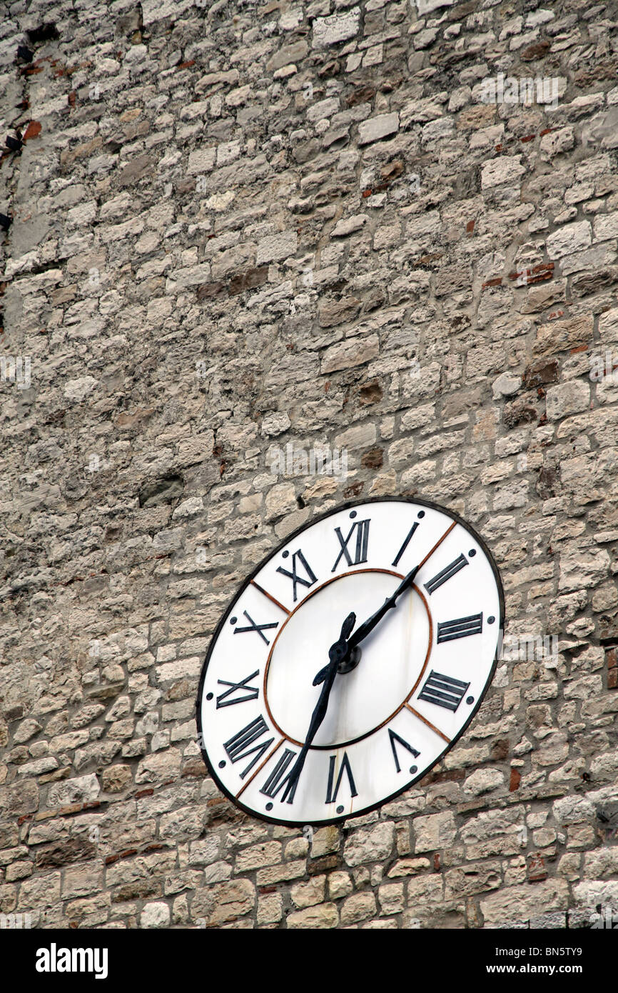 Italian clocks hi-res stock photography and images - Alamy