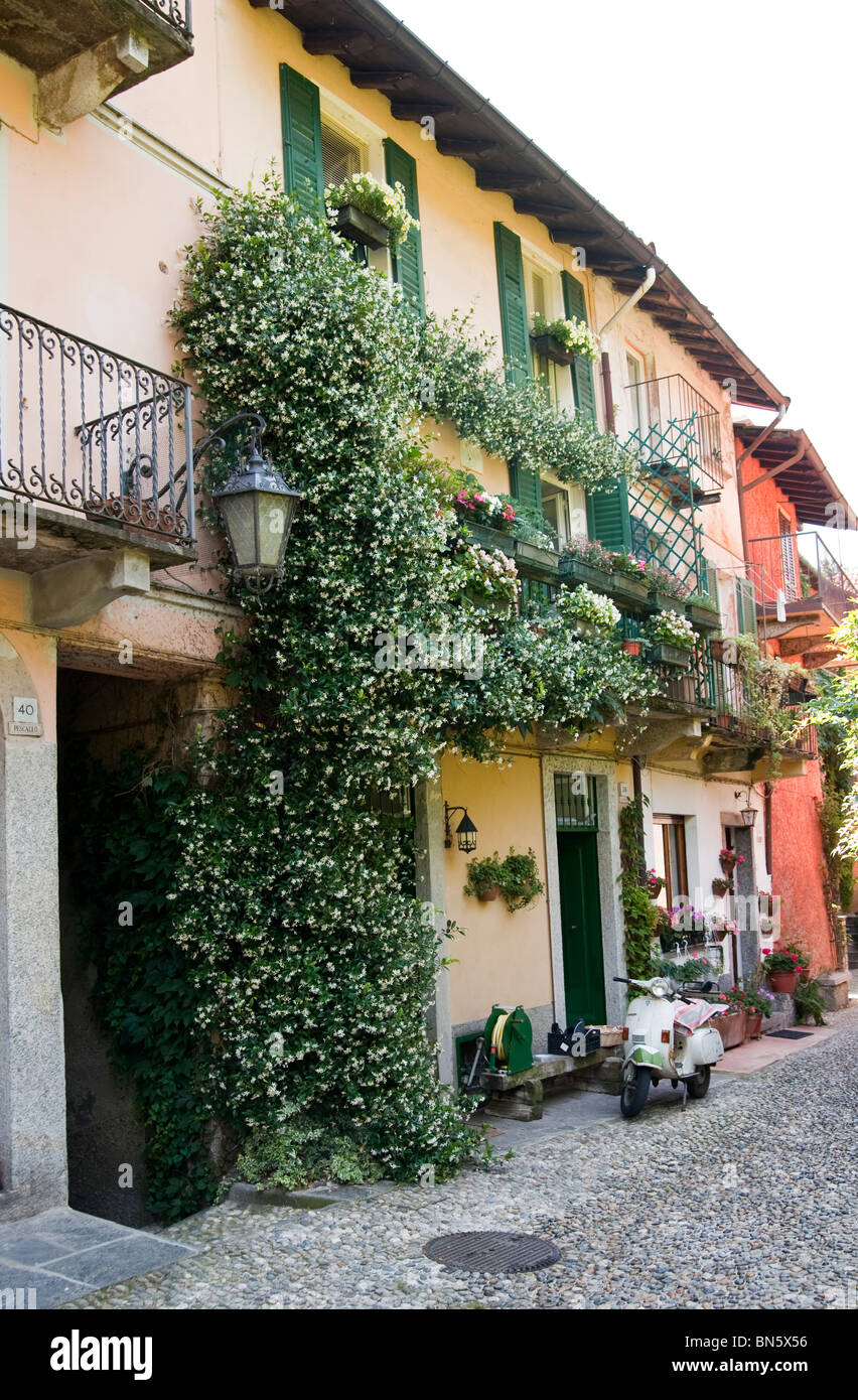Traditional houses in Pescallo di  Bellagio, Lake Como, Italy Stock Photo
