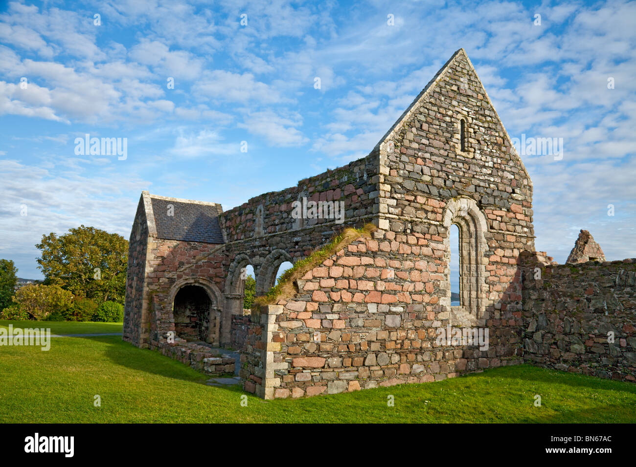 The ruined nunnery on the Island of Iona. Founded c1200 AD, and was used by Augustinian nuns until the Reformation. Stock Photo