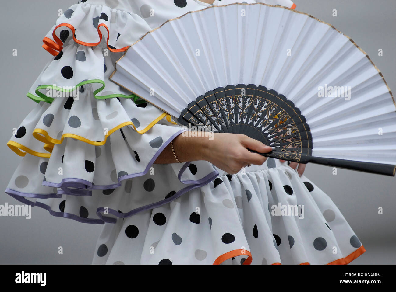 Hand held fan hires stock photography and images Alamy