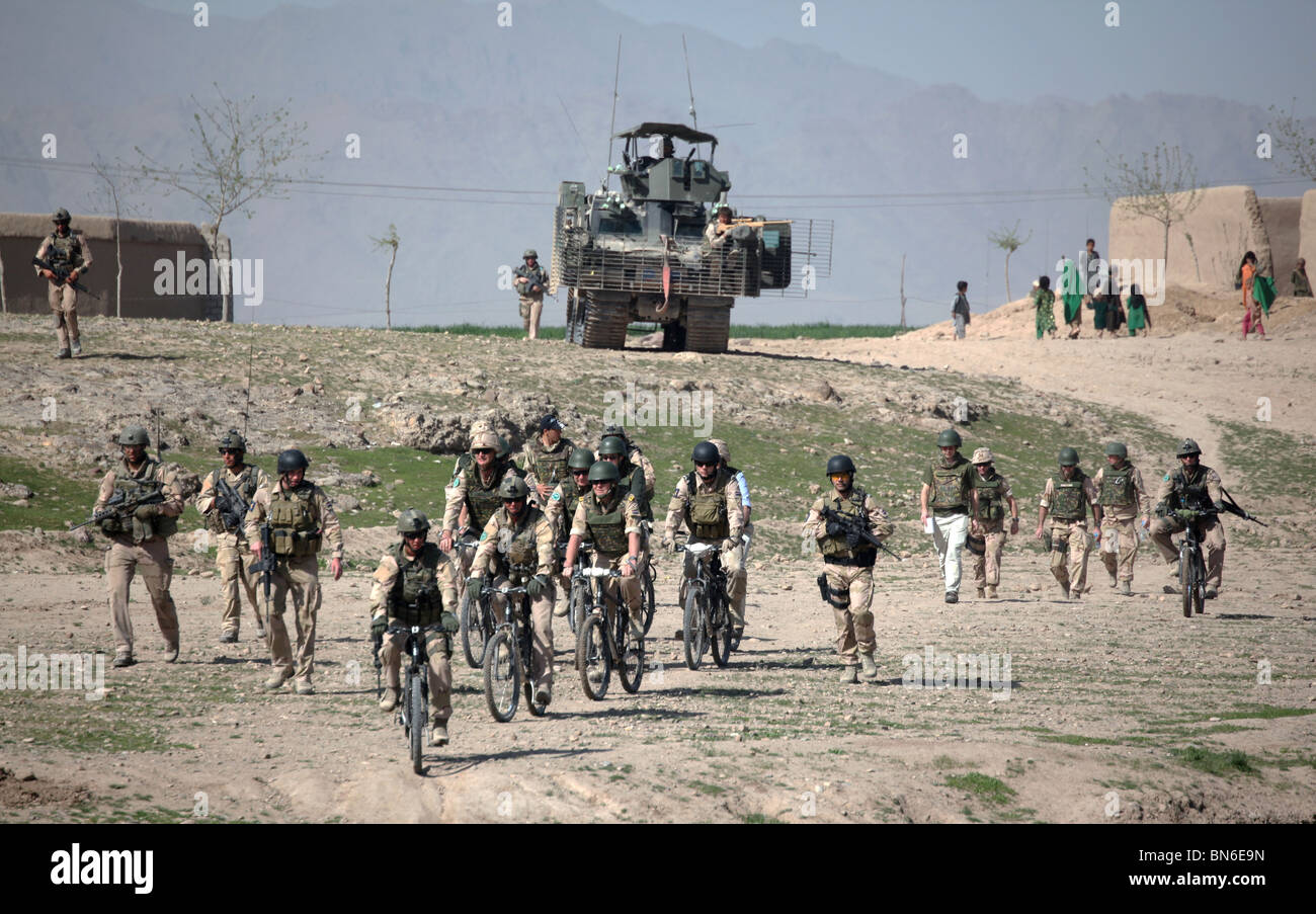 afghan afghani afghanistan afghans base camp adrian camp holland coalition crownprince dutch forces inspection ISAF kandahar Stock Photo