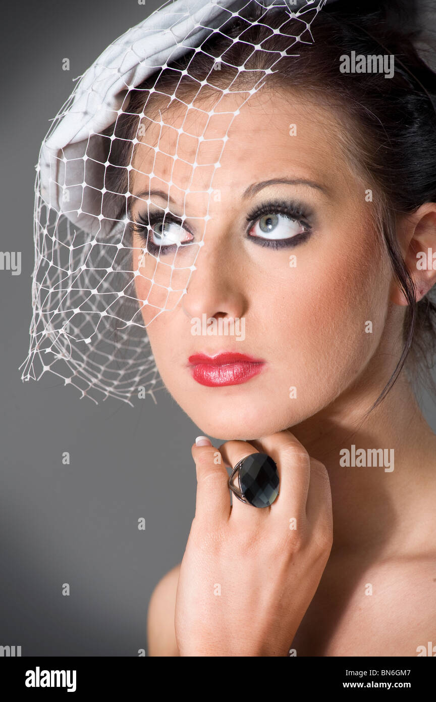 Woman With Hat And Veil High Resolution Stock Photography and Images - Alamy