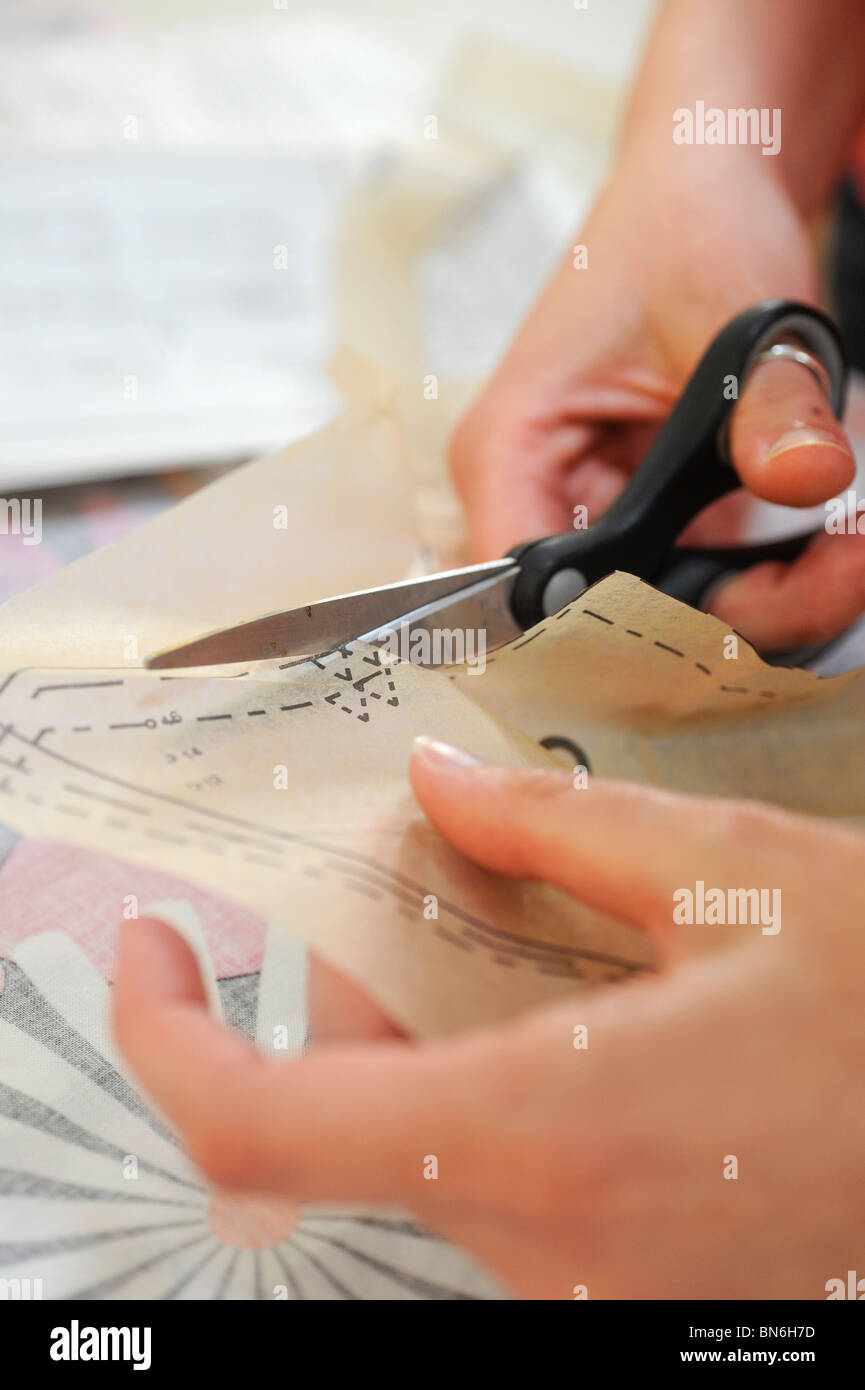 Dressmaking materials hires stock photography and images Alamy