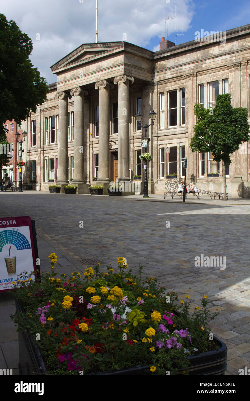 macclesfield town centre high street cheshire england uk gb Stock Photo