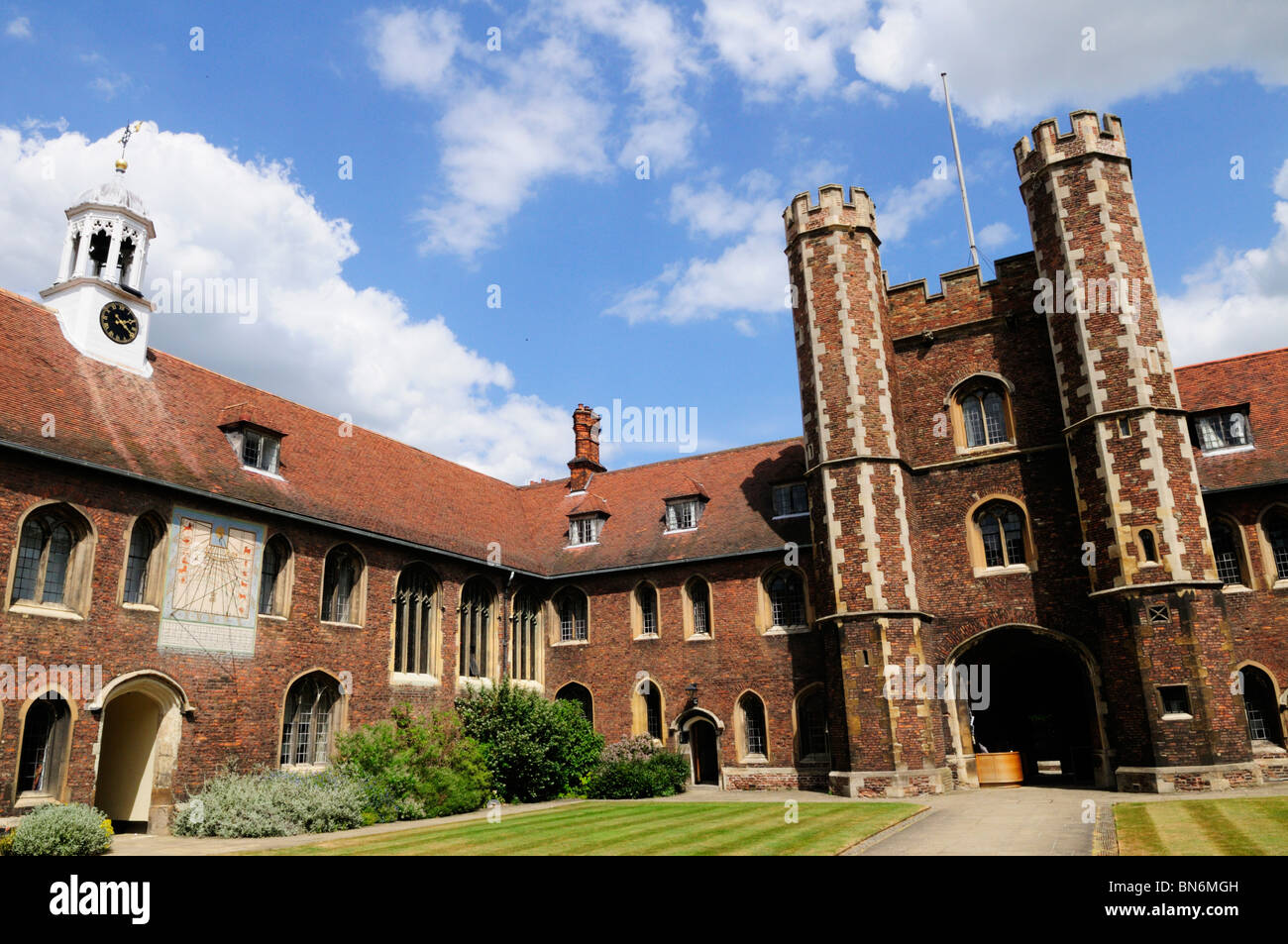 Old Court and Gatehouse at Queens College, Cambridge, England, UK Stock Photo