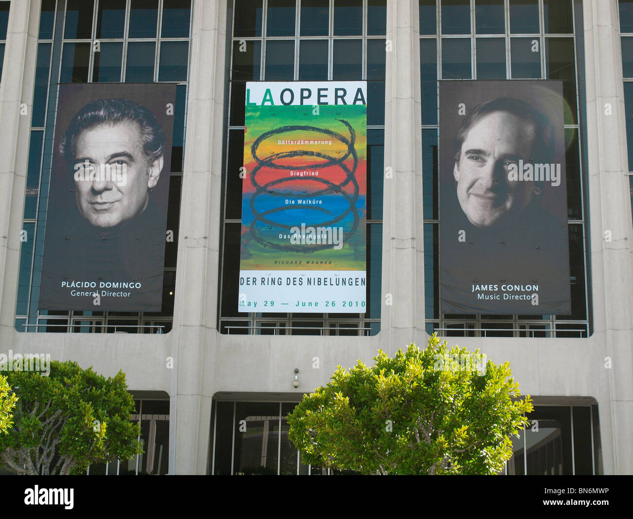 Los Angeles Music Center Plaza Stock Photo Alamy