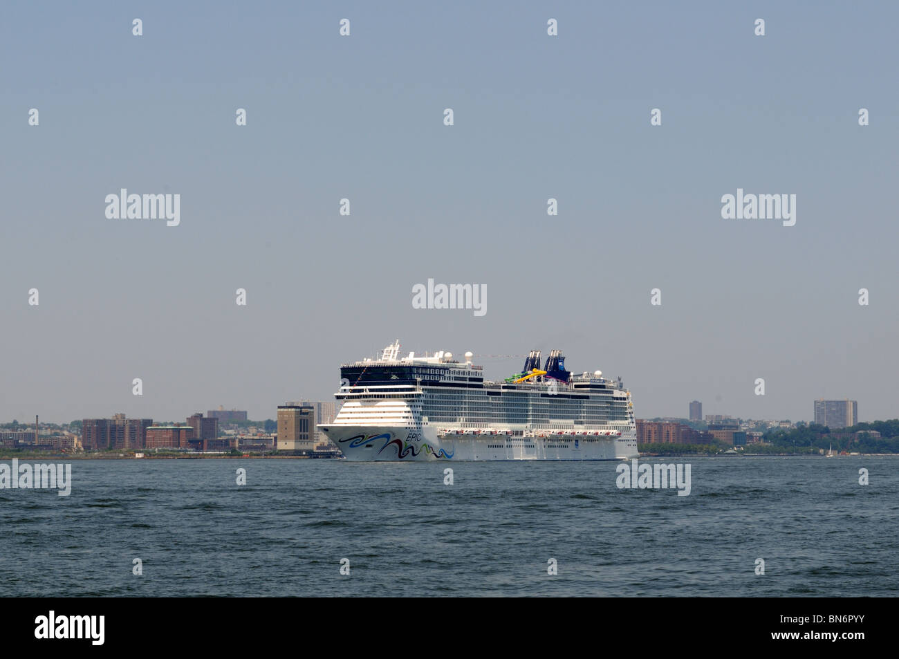 Norwegian Epic going down the Hudson River after inaugural ceremonies in New York City. July 5, 2010 Stock Photo