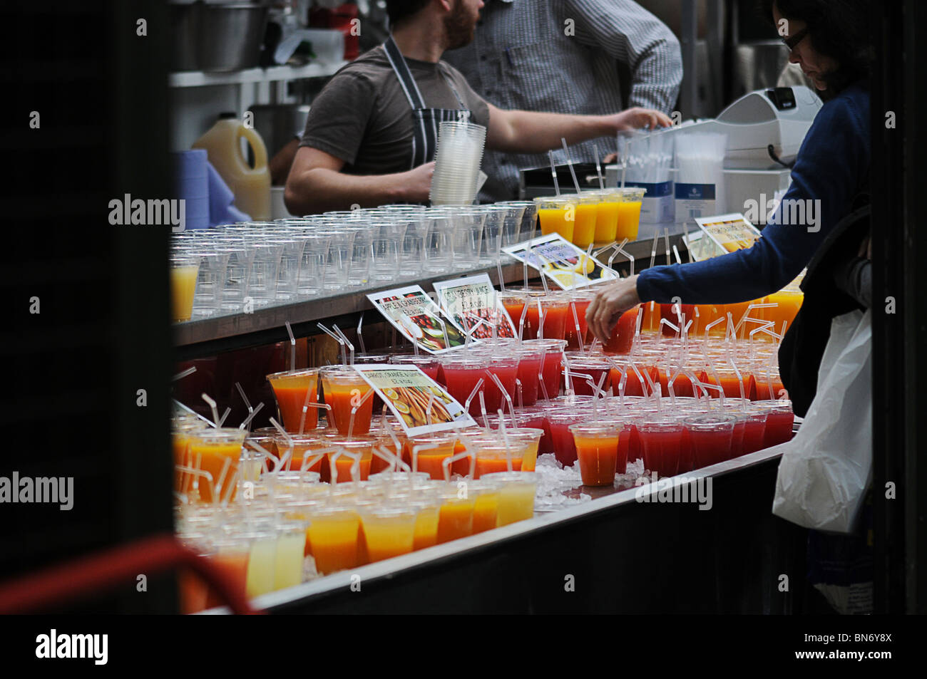 A fresh fruit juice stall at Borough Market in London Stock Photo Alamy