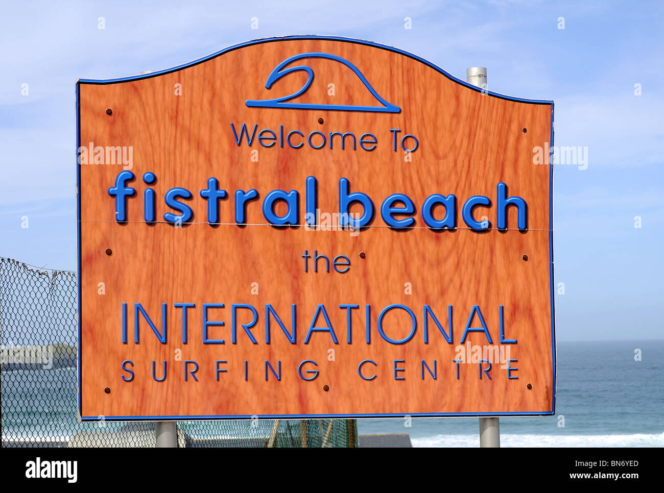 a welcome sign at fistral beach, newquay, cornwall, uk Stock Photo