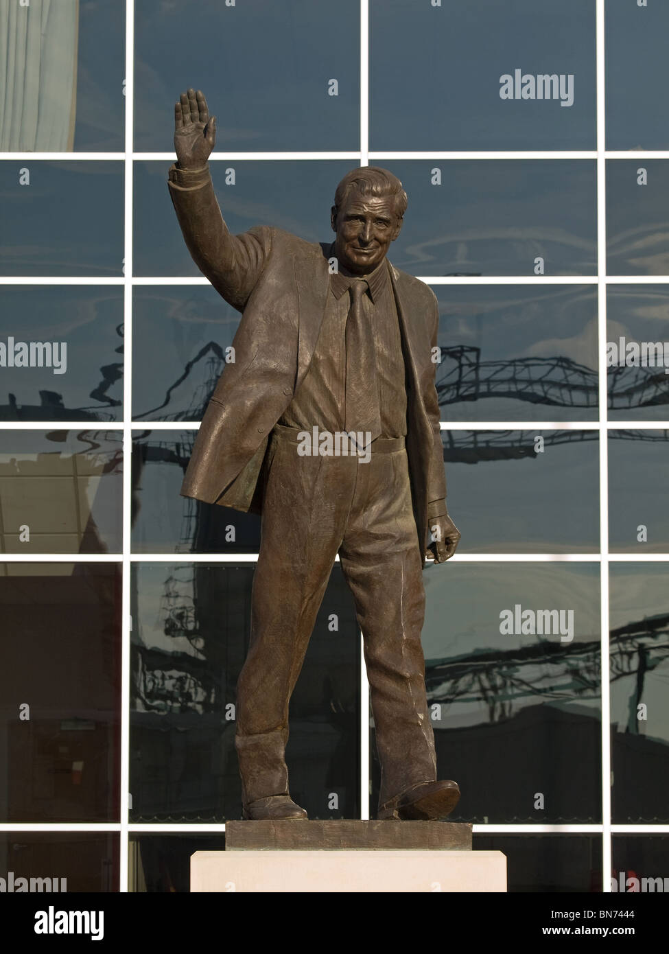 Bronze statue of Ted Bates at Southampton Football Club St Mary's
