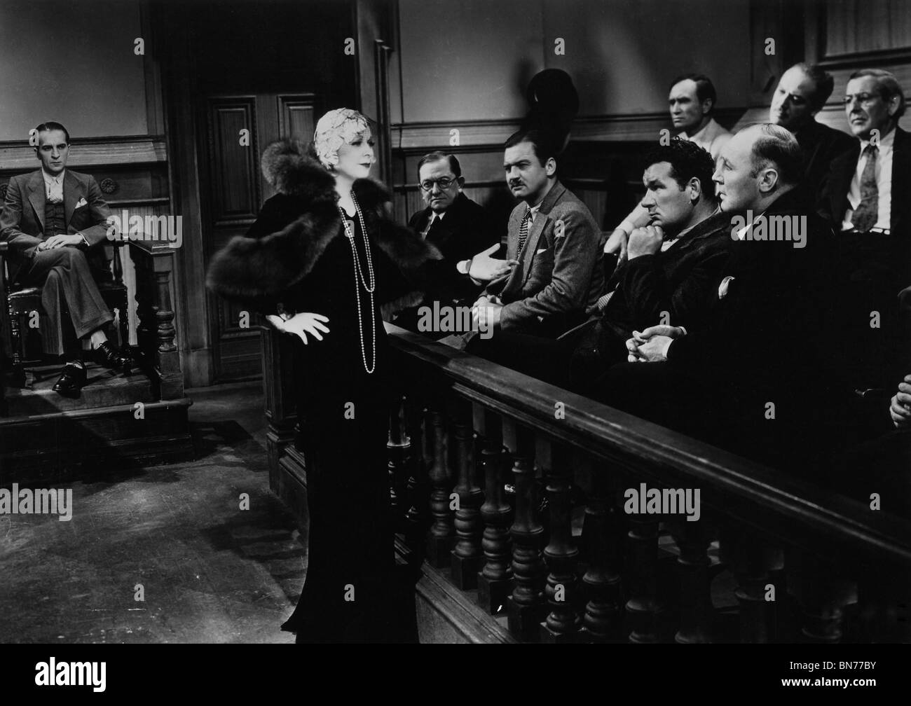 I'M NO ANGEL (1933) MAE WEST WESLEY RUGGLES (DIR Stock Photo - Alamy