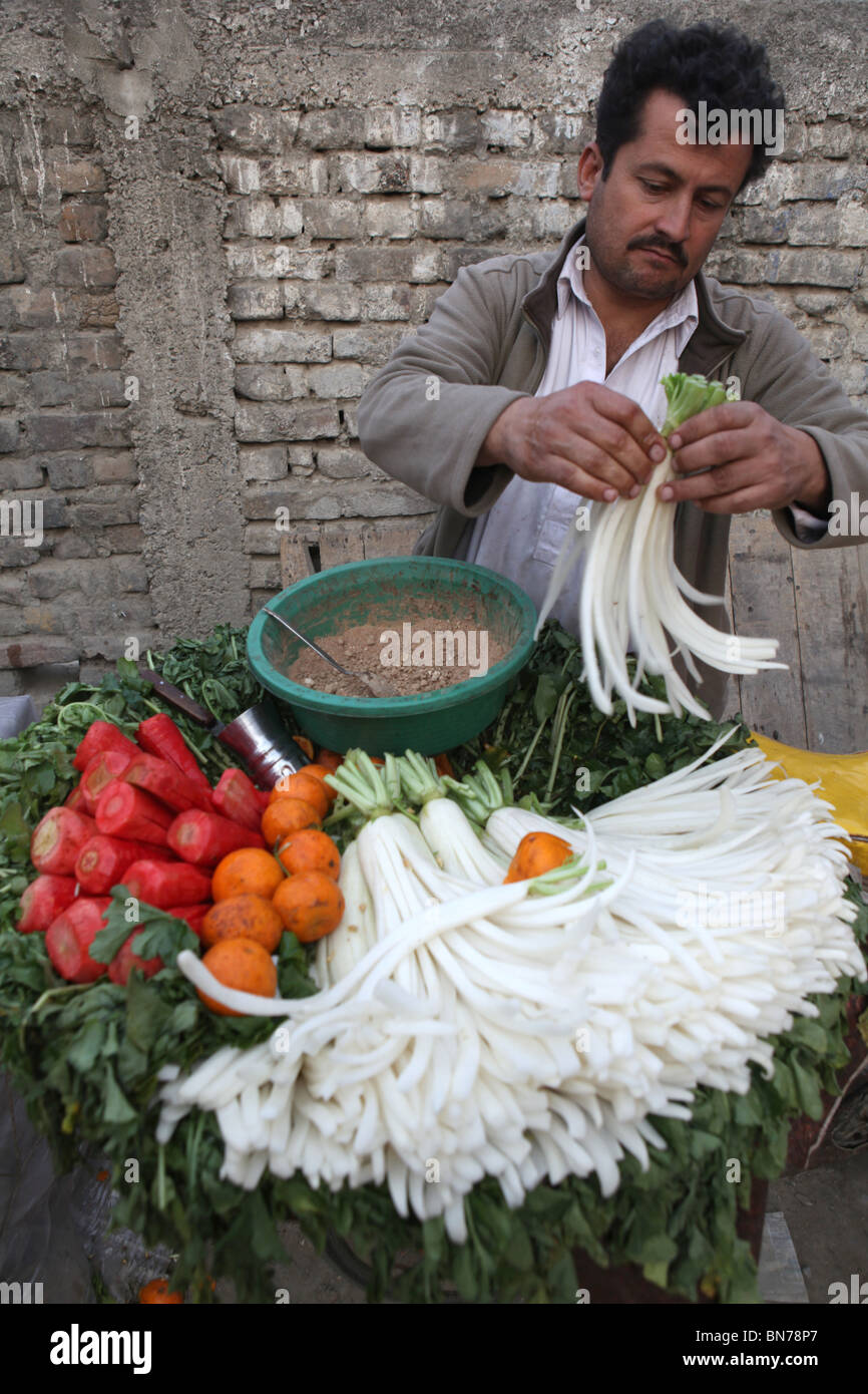 fruit and vegetable market in Pakistan Stock Photo Alamy
