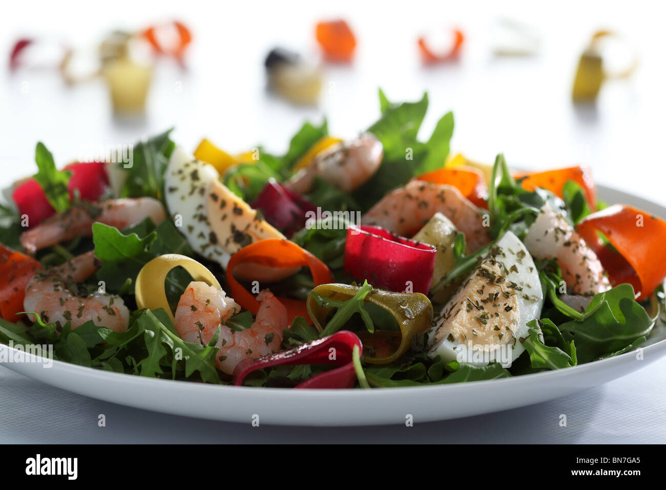 Macaroni la pasta salad Stock Photo - Alamy