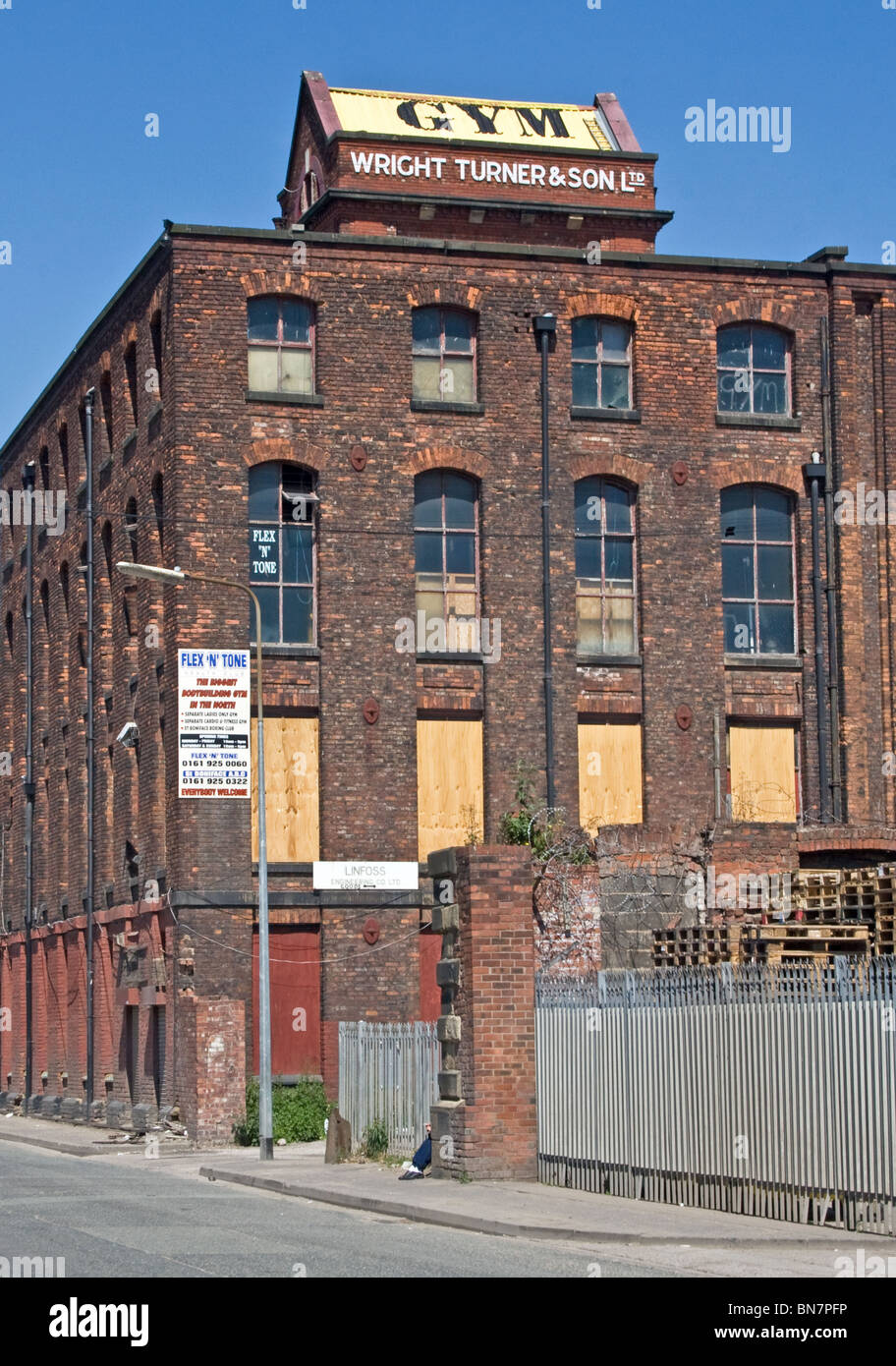 Gym in Kingston Mills, former cotton spinning mill, Cobden St., Pendlebury, Salford, Greater Manchester. UK Stock Photo
